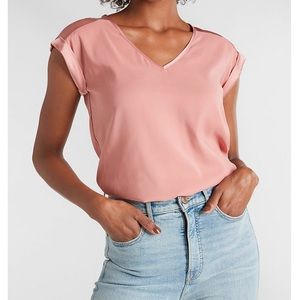 Express V Neck Tshirt Size M